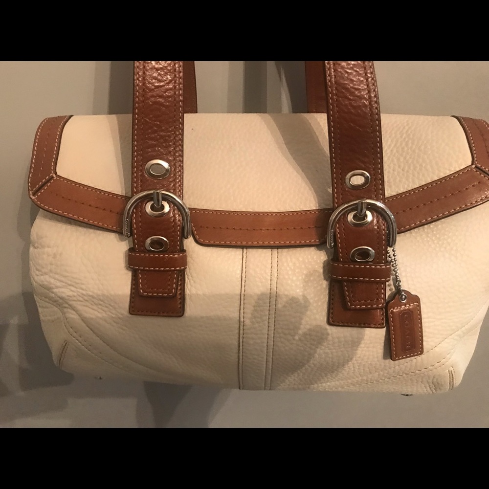 Coach Bag - Picture 2 of 8